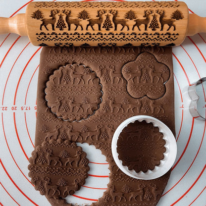 Wooden Rolling Pin with Christmas Design | Handmade Beechwood