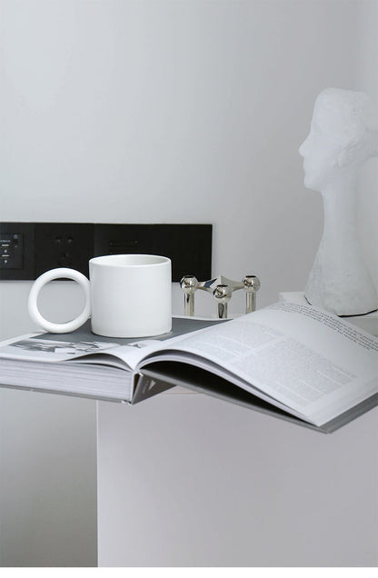 Minimalist Porcelain Mug – Ares Style Coffee Cup