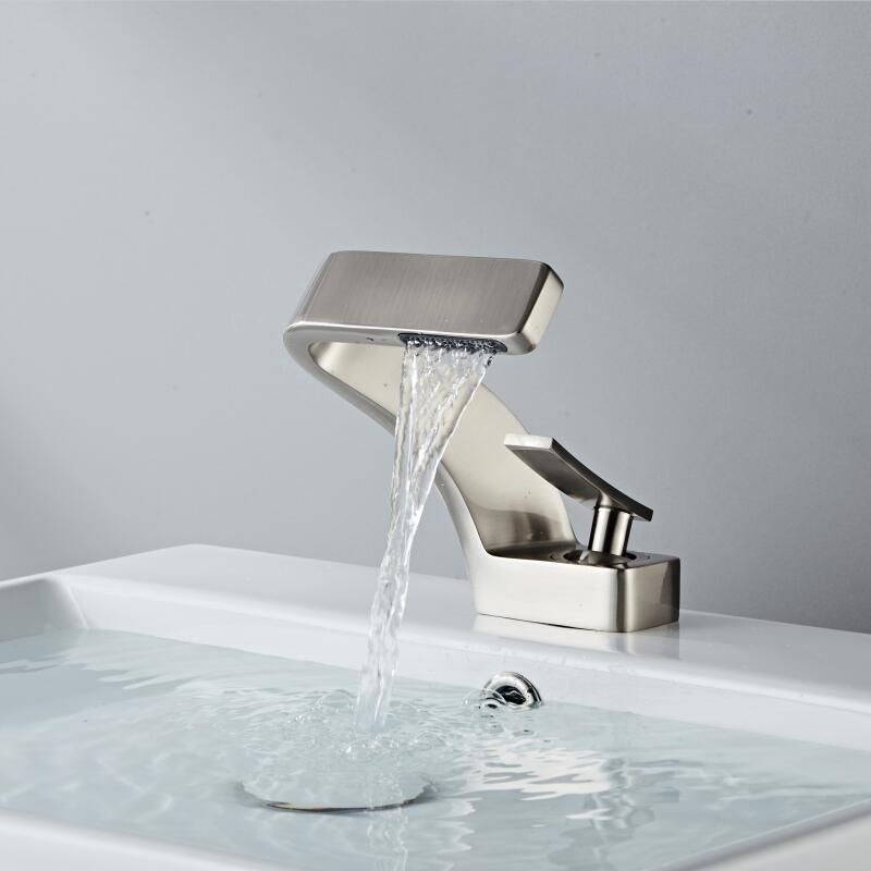 Contemporary Kitchen Tap with Stylish Design