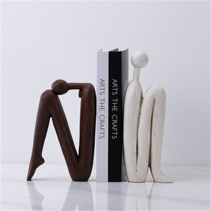 Playful Bookend Design – Distinctive Style for Books and Decor