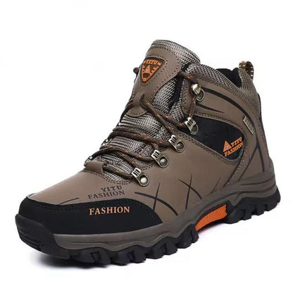 Durable Winter Footwear for Hiking in Snowy Conditions