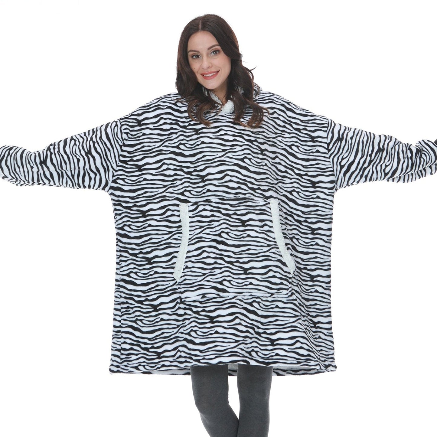 Soft Fleece and Wool Hooded Blanket for Home Comfort and Warmth