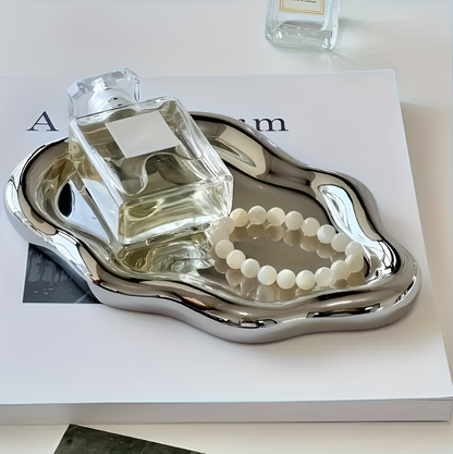 White Ceramic Jewelry Dish – Sophisticated Design