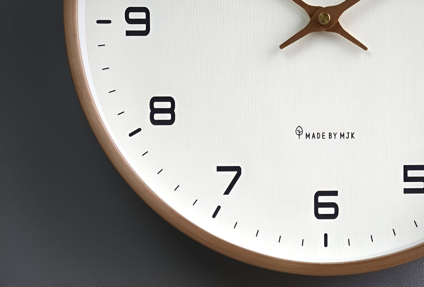 Scandinavian Style Silent Quartz Wall Clock with Wooden Frame for Home