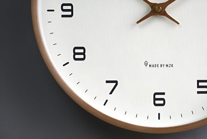 Scandinavian Style Silent Quartz Wall Clock with Wooden Frame for Home