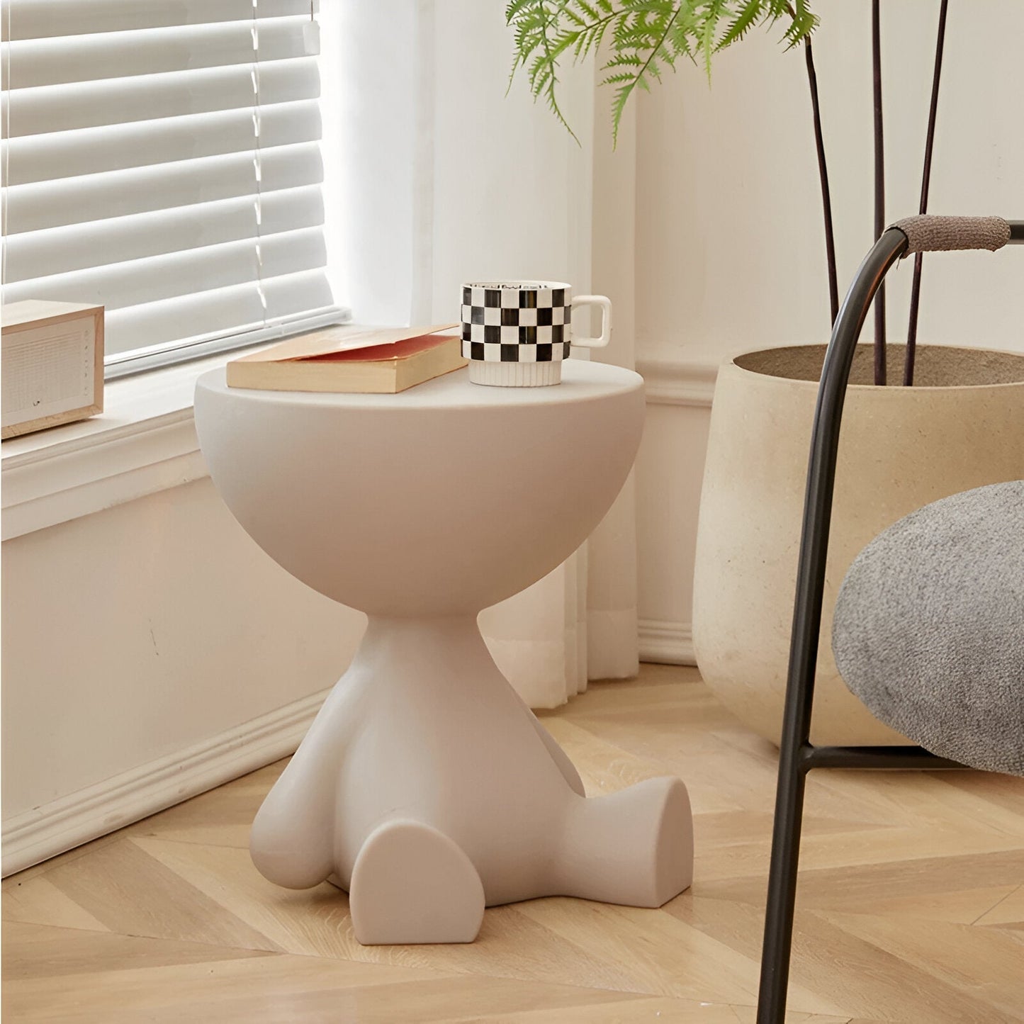 Round Coffee Table – Stylish Side Table for Living Room Decor