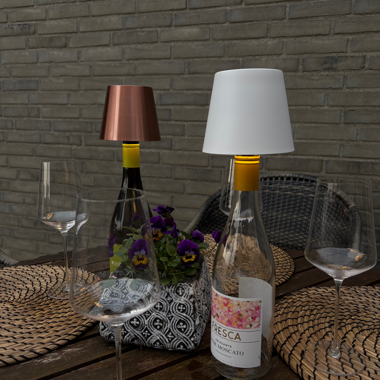 Wireless LED Bottle Light – Illuminate Your Space