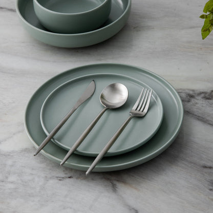 Stainless Steel Cutlery Set – Simple Elegance in Minimalist Style