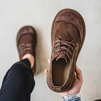Classic Men's Footwear with Sophisticated Style