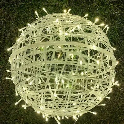 Hanging Spheres – LED Garden Ball Lights for Outdoor Use