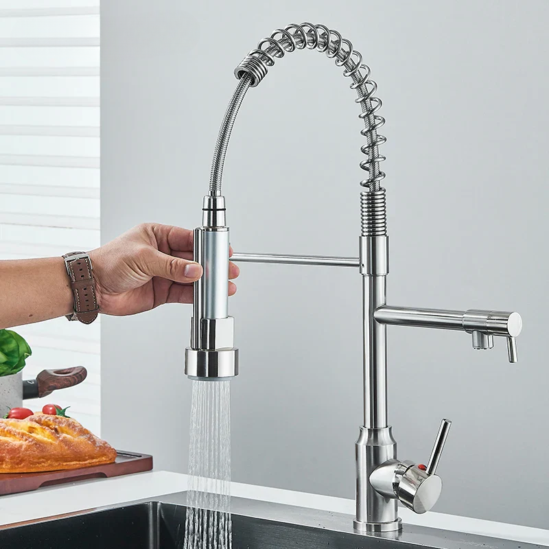 Kitchen Faucet with 360° Swivel Spout