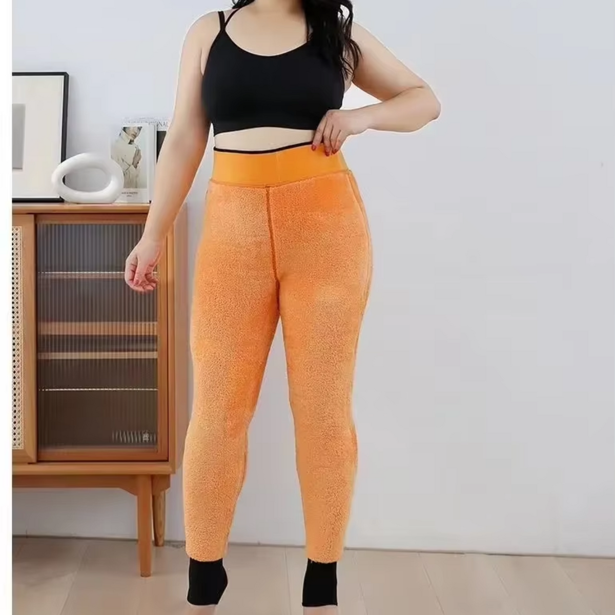 Cozy Plus-Size Women's Leggings in Soft, Warm Fabric