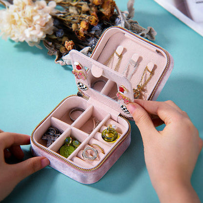 Chic Travel Jewelry Organizer