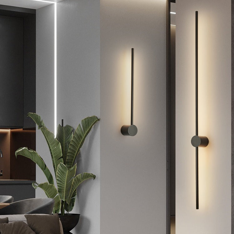 Modern Wall Light Fixture - Sleek Linear LED Design for Indoor Spaces