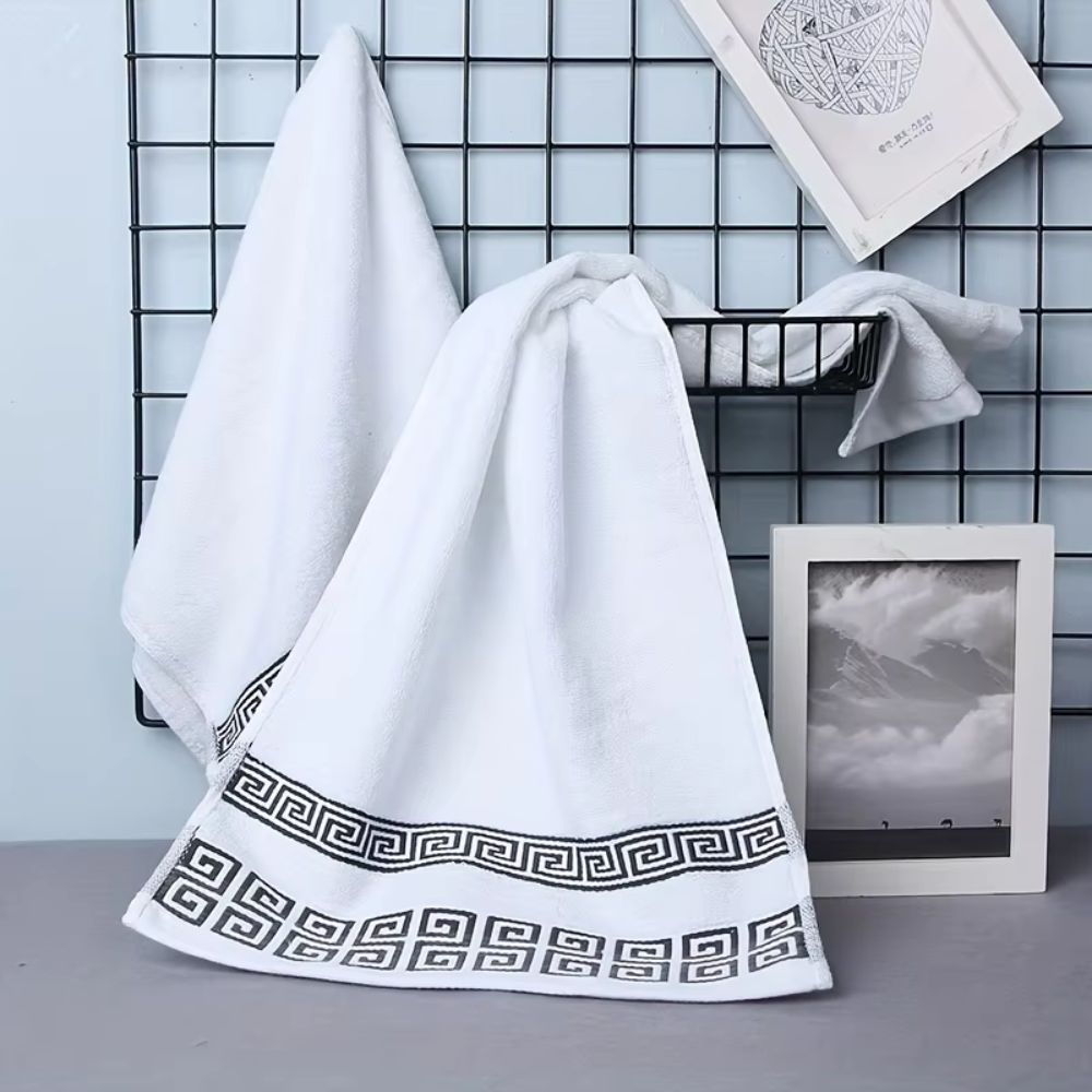 Luxurious Cotton Towel Duo for Everyday Comfort