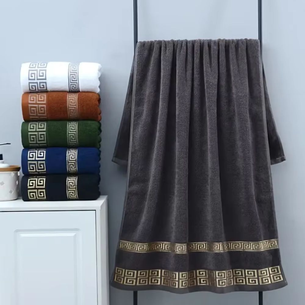 Luxurious Cotton Towel Duo for Everyday Comfort