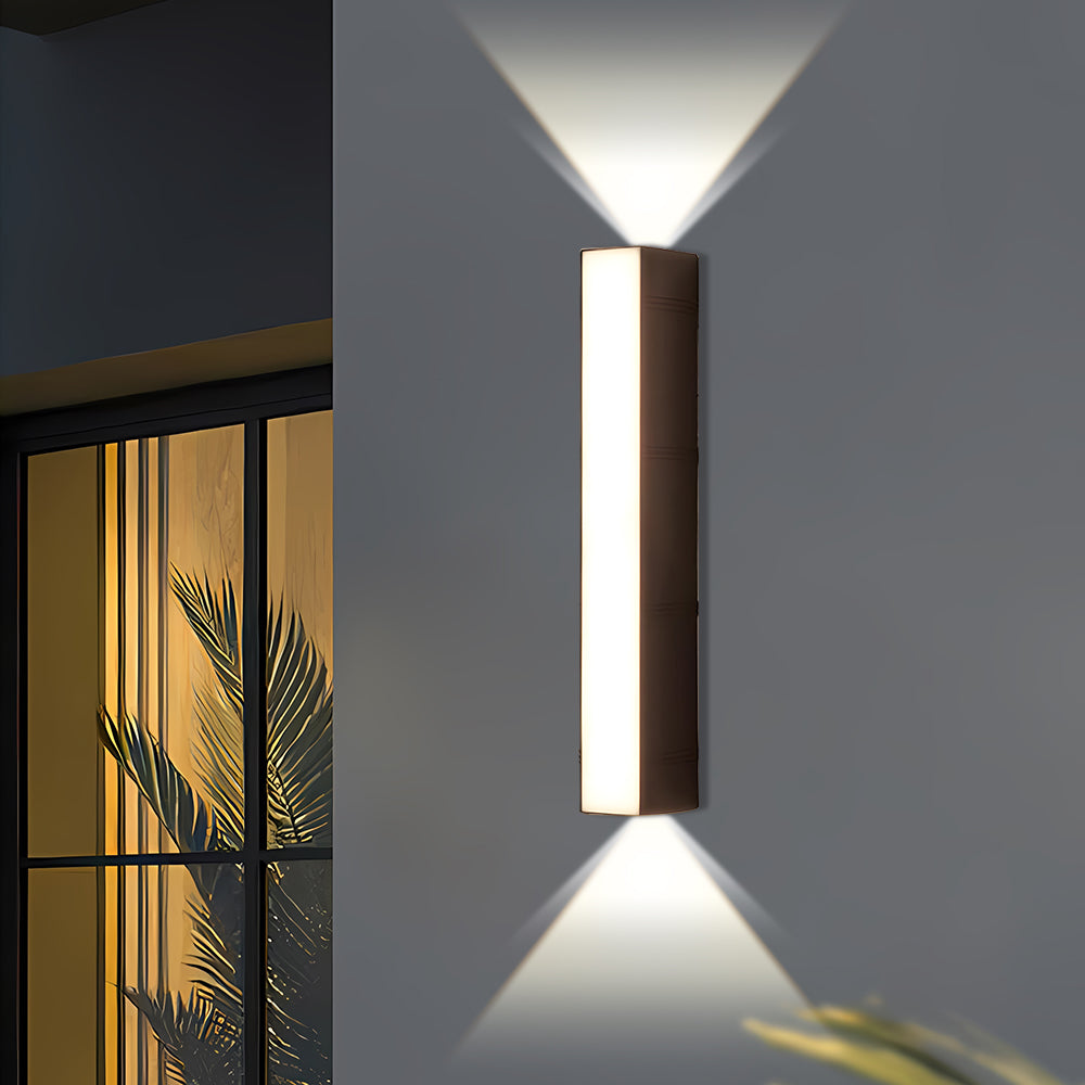 Weather-Resistant LED Wall Light for Outdoor Spaces - Bright for Gardens and Patios