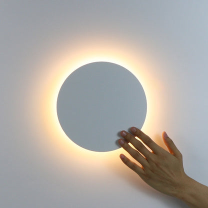 Versatile LED Wall Light for Bedroom or Office with Adjustable Features