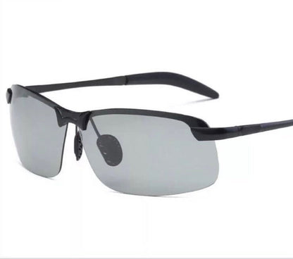 Smart Sunglasses with Photochromic Lenses