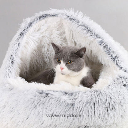 Cozy Pet Bed for Happy Dogs and Cats – SnuggleNest Design