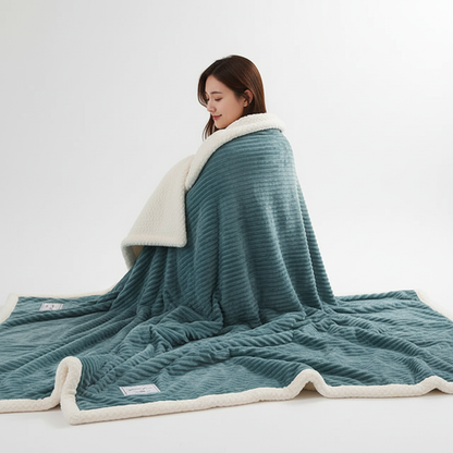 Soft and Luxurious Fleece Blanket | Lightweight & Warm | Versatile Use