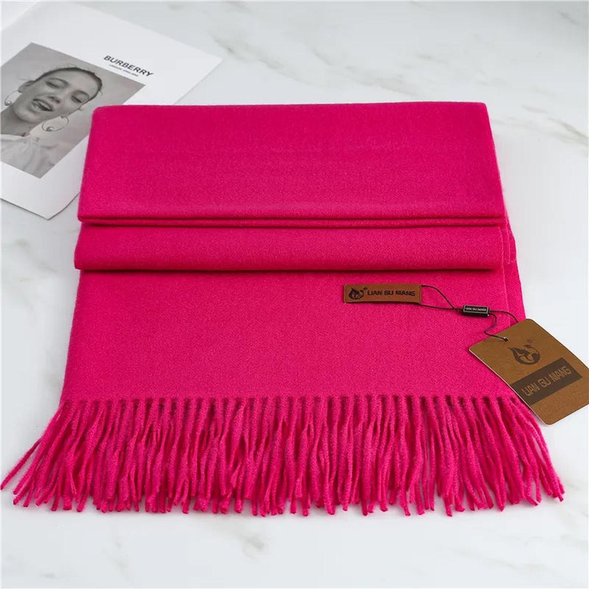 Cashmere Scarf – Elegance, Warmth, and Comfort