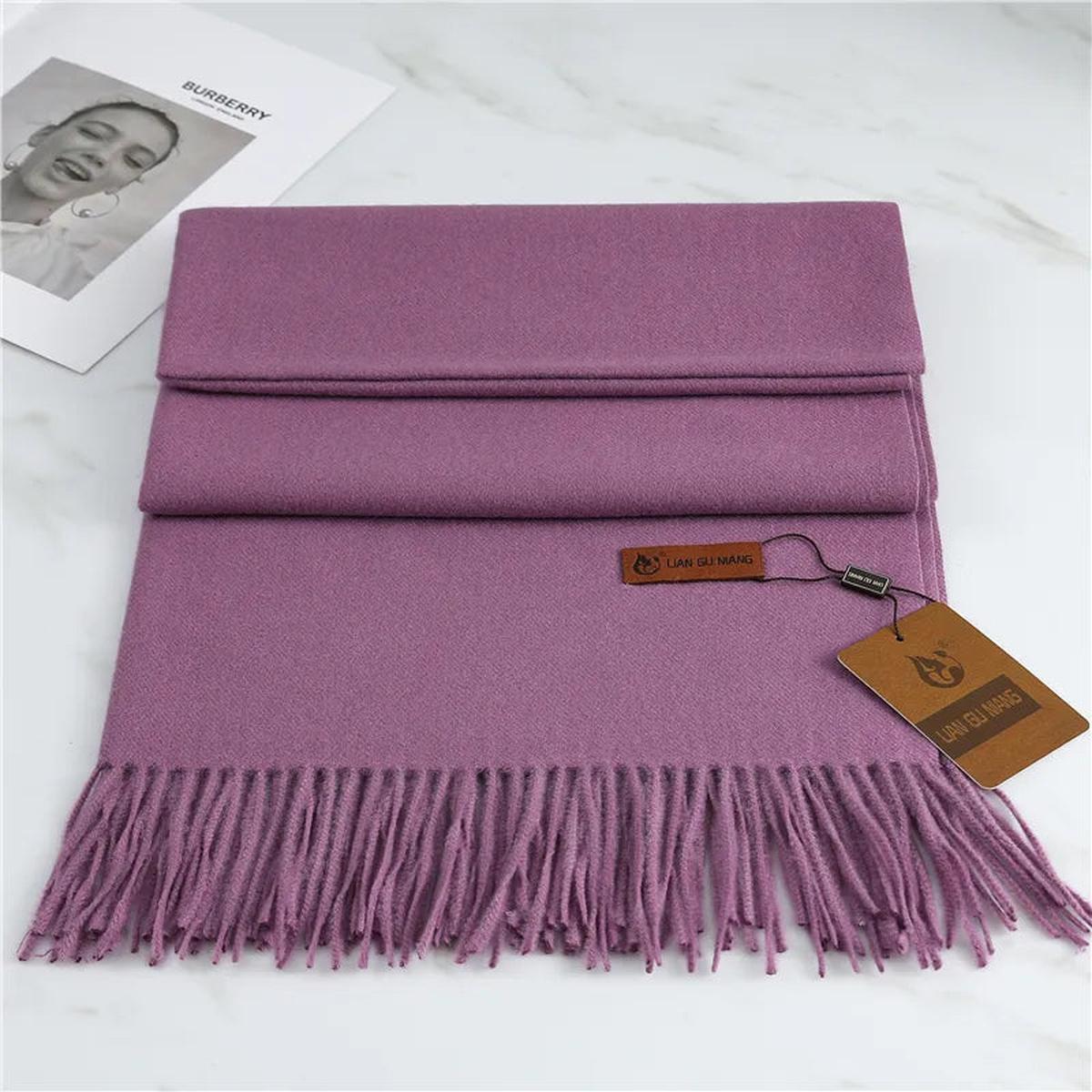 Cashmere Scarf – Elegance, Warmth, and Comfort