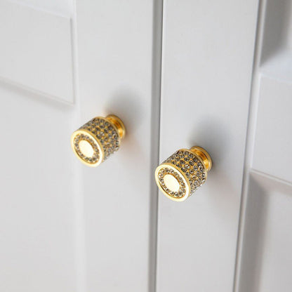 Home Decor for Elegance and Shine - Enhance Your Living Space!