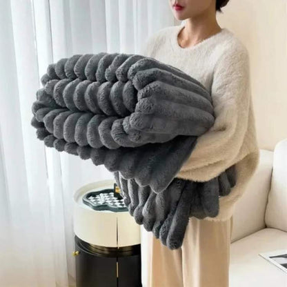 Soft Faux Fur Weighted Blanket for Relaxation and Comfort