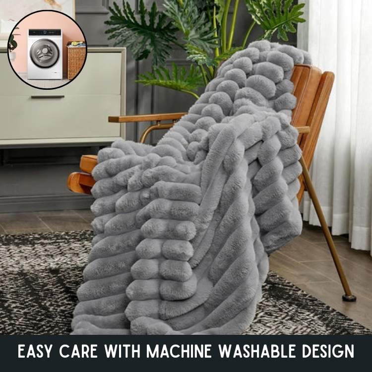 Soft Faux Fur Weighted Blanket for Relaxation and Comfort