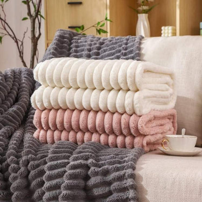 Soft Faux Fur Weighted Blanket for Relaxation and Comfort