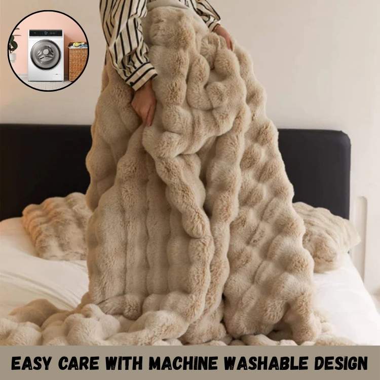 Weighted Blanket in Soft Faux Fur for Comfort and Relaxation