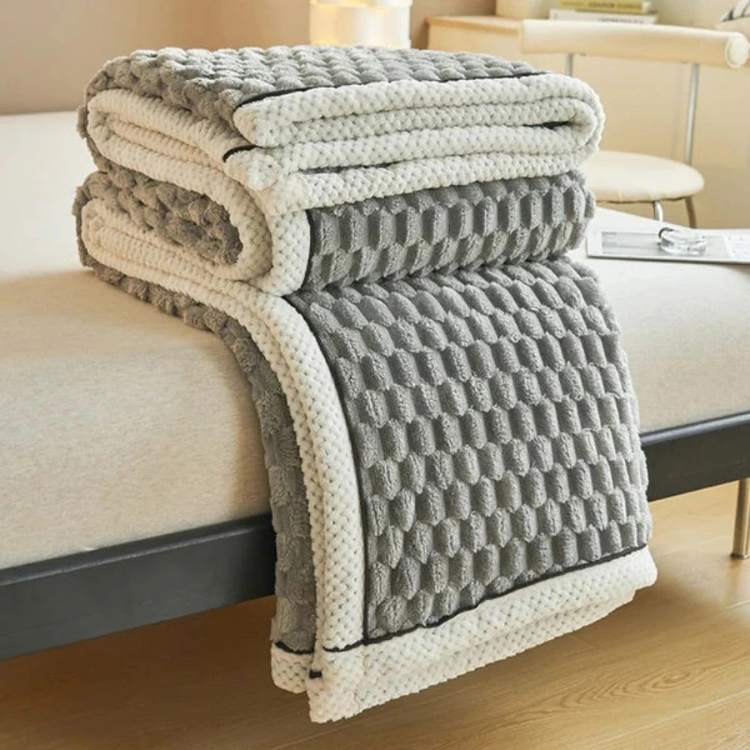 Cozy Ultra-Soft Blanket for Warmth and Total Relaxation