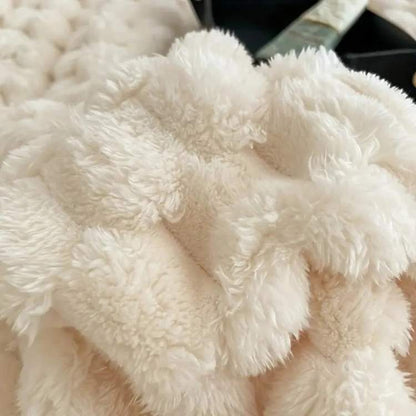 Cozy Ultra-Soft Blanket for Warmth and Total Relaxation