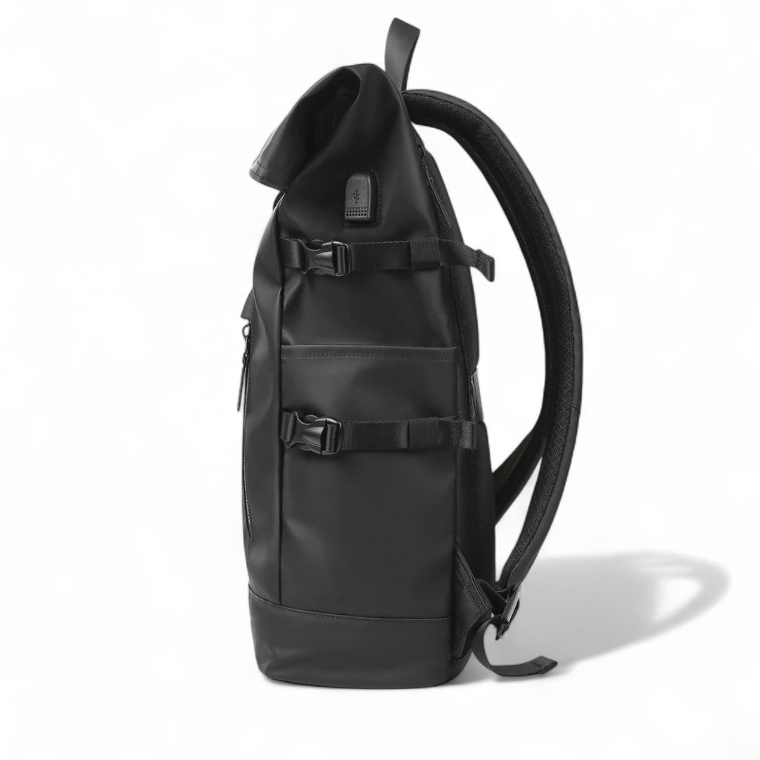 Lightweight Travel Backpack – Waterproof Design for Outdoor Adventures