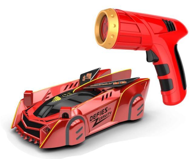 Gravity-Defying Remote-Control Car Toy for Stunts