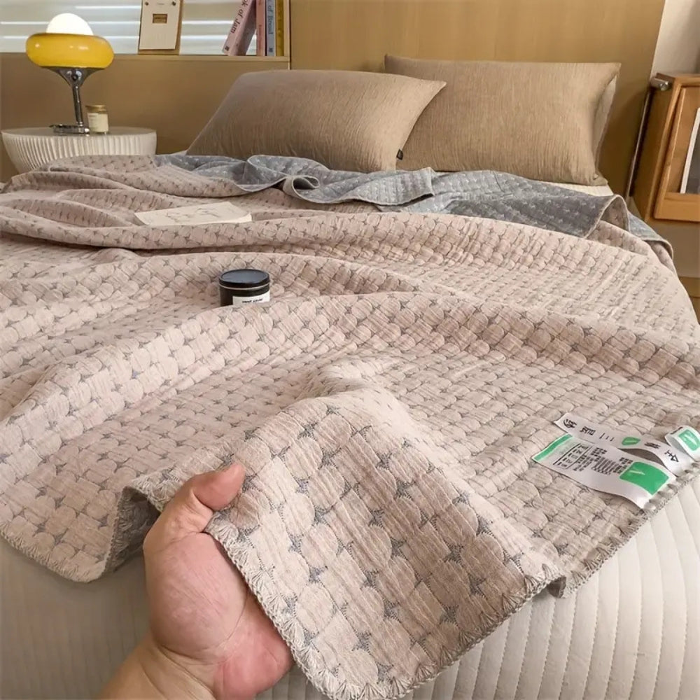 Dual-Sided Cotton Blanket for Year-Round Comfort