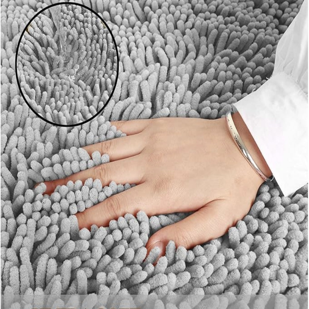 Ultra-Plush Chenille Bath Rug for Cozy Comfort