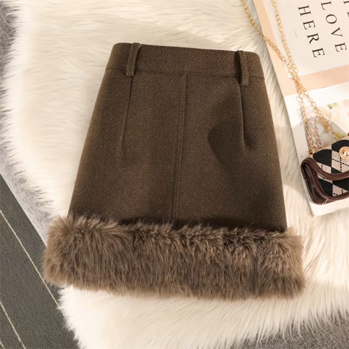Chic Women's Winter Skirt Featuring Fur Trim