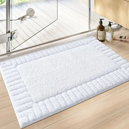 Chic Striped Bath Mat for Ultimate Comfort