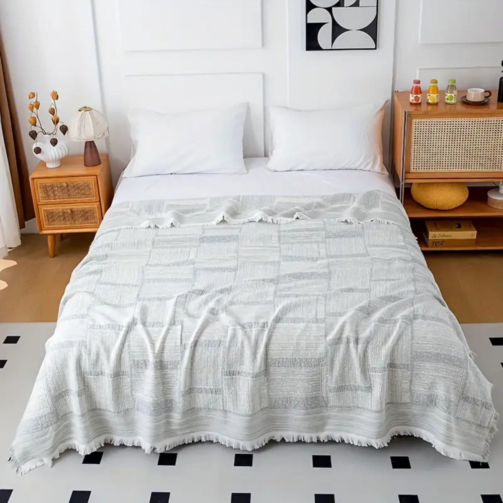 Chic Geometric Cotton Throw Blanket for All Seasons
