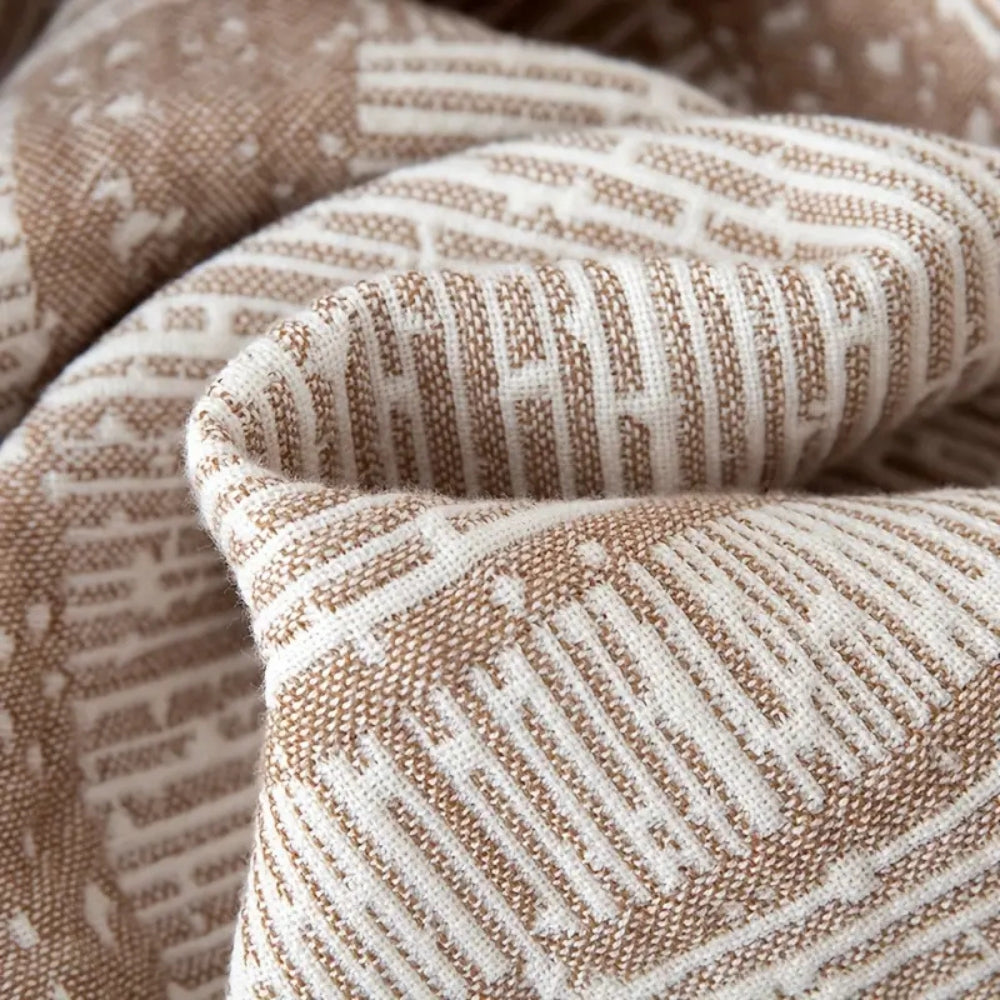 Chic Geometric Cotton Throw Blanket for All Seasons