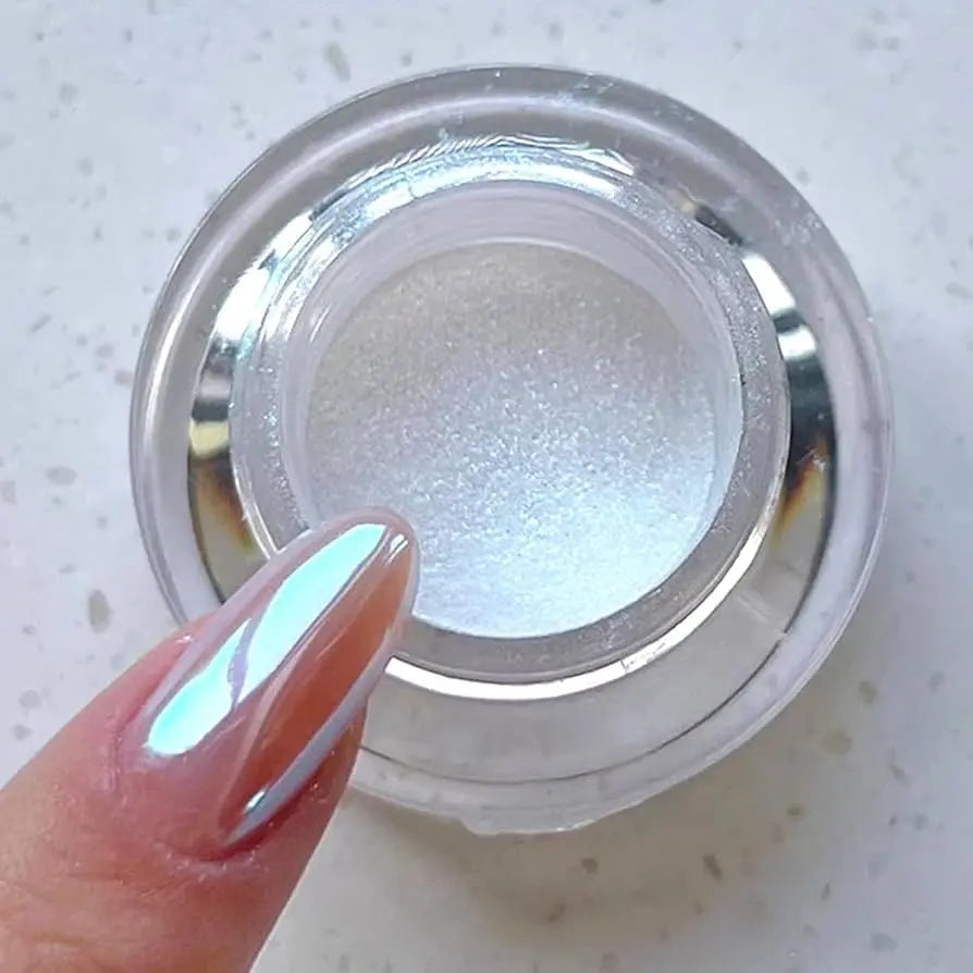 Mirror Effect for a Professional Look Anytime, Anywhere