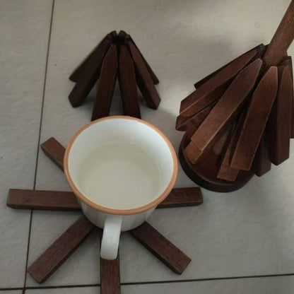 Stylish and Durable Wooden Trivet – Practical Kitchen Accessory