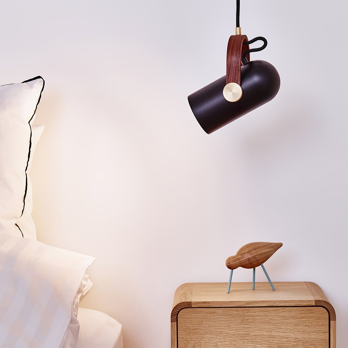Cannon-Style Pendant Light in Metal and Iron – Classic Design