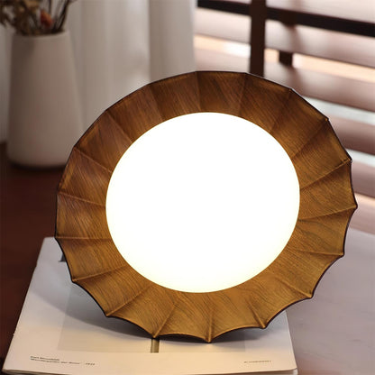 Modern Ceiling Lights with Scalloped Design for Elegant Interiors