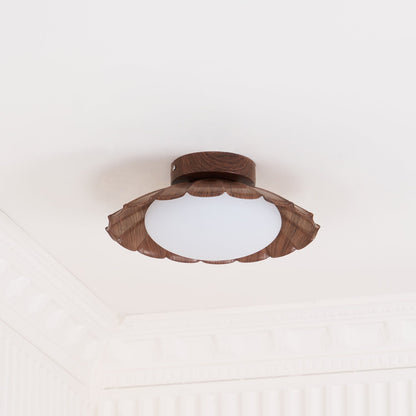 Modern Ceiling Lights with Scalloped Design for Elegant Interiors