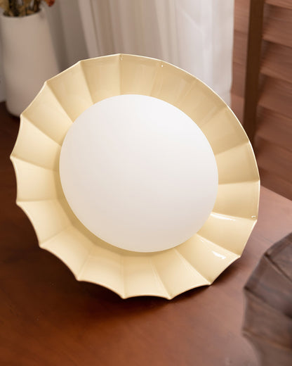 Modern Ceiling Lights with Scalloped Design for Elegant Interiors