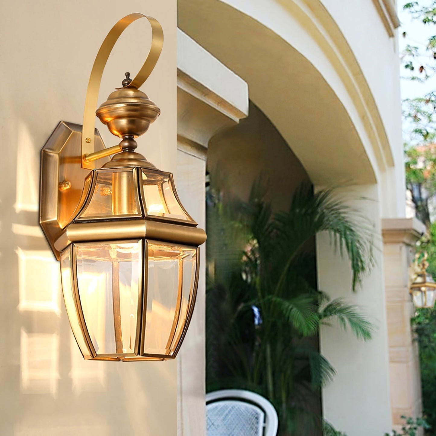 Outdoor Wall Lantern Light - Retro Design, IP65 Waterproof