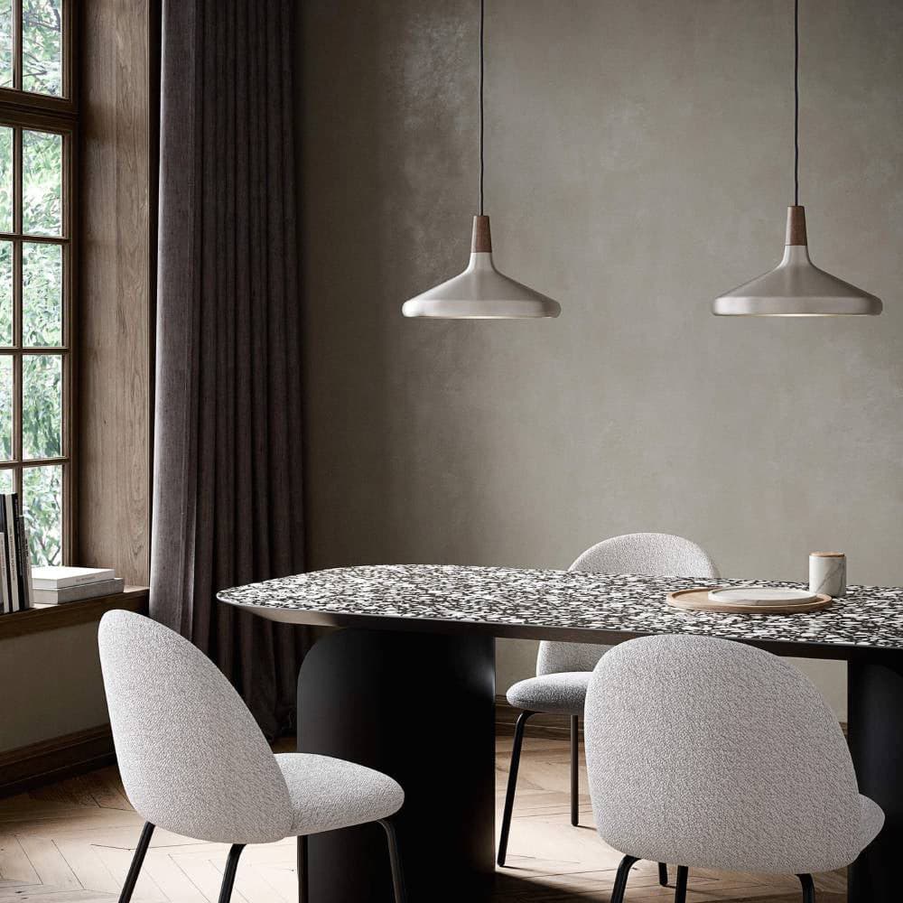 Sleek Ceiling Lamp - Modern Pendant Light for Home Decor